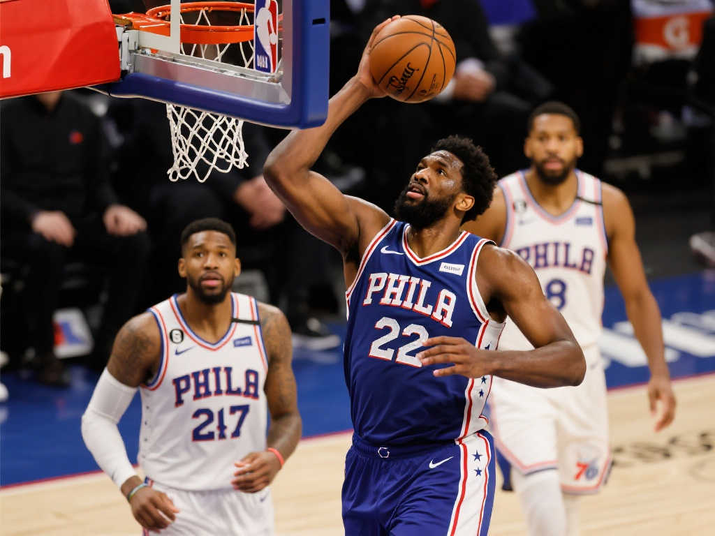 全明星赛后恩比德状态未回暖,76人队困境持续 全明星赛后恩比德状态未回暖,76人队困境持续